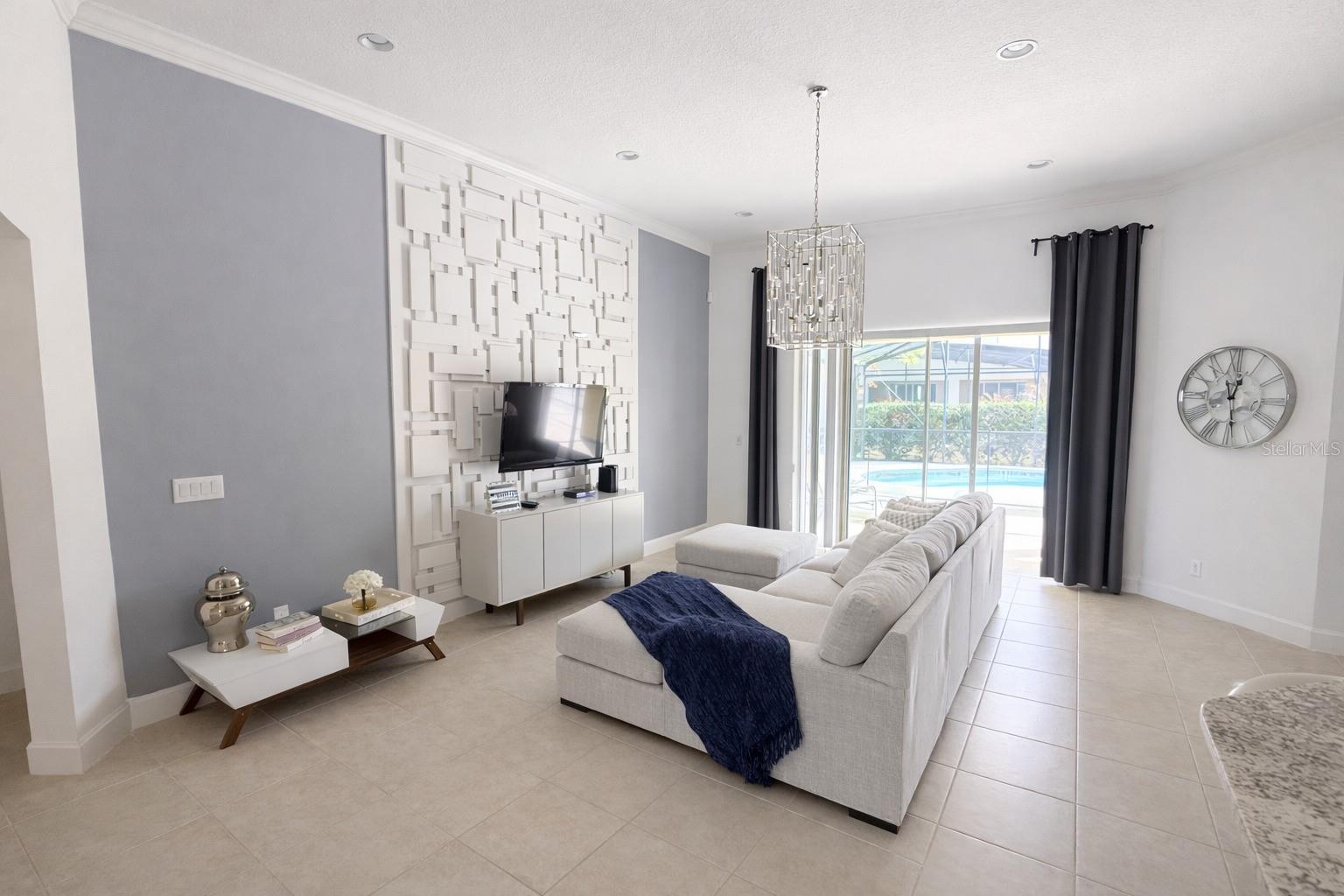 Image 8 of 47 For 4084 Oaktree Drive