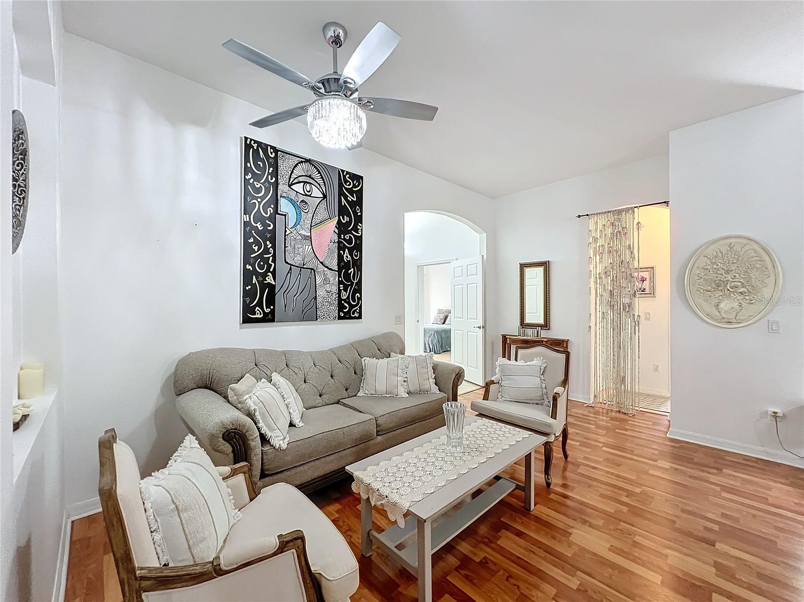 Image 17 of 73 For 4729 Spindletree Lane