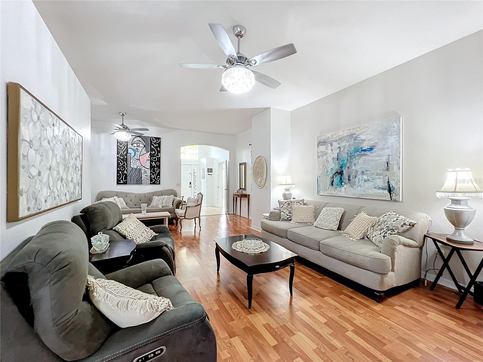 Image 23 of 73 For 4729 Spindletree Lane