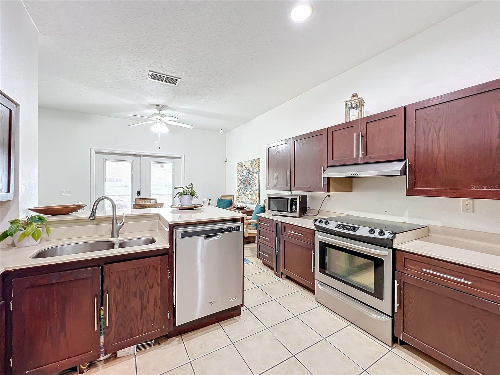 Image 27 of 73 For 4729 Spindletree Lane