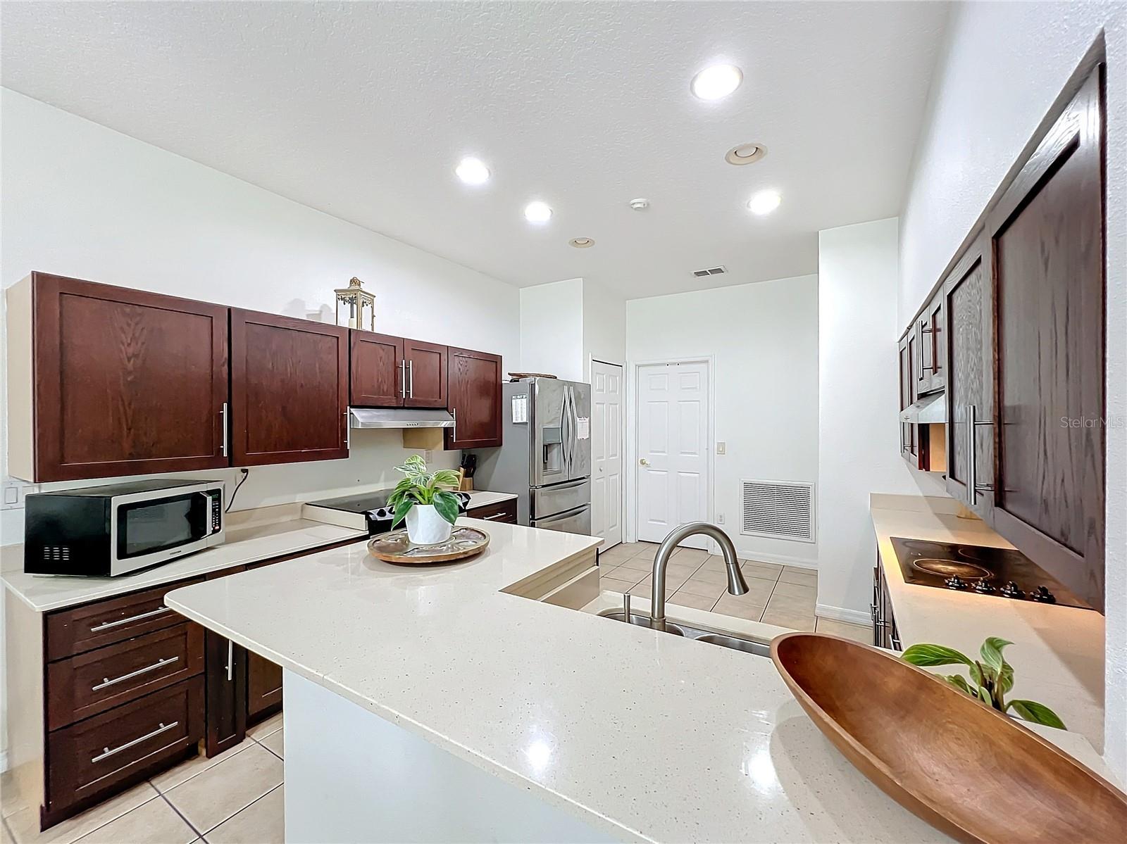 Image 31 of 73 For 4729 Spindletree Lane