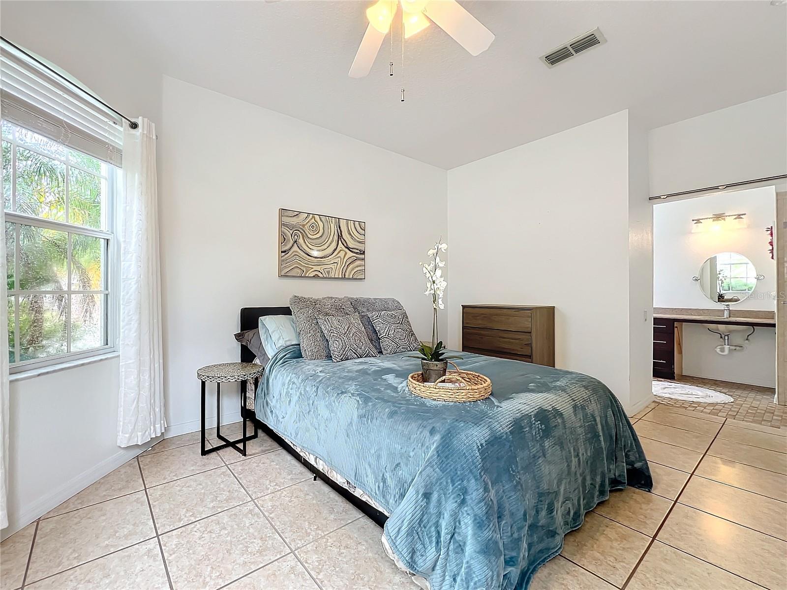 Image 39 of 73 For 4729 Spindletree Lane