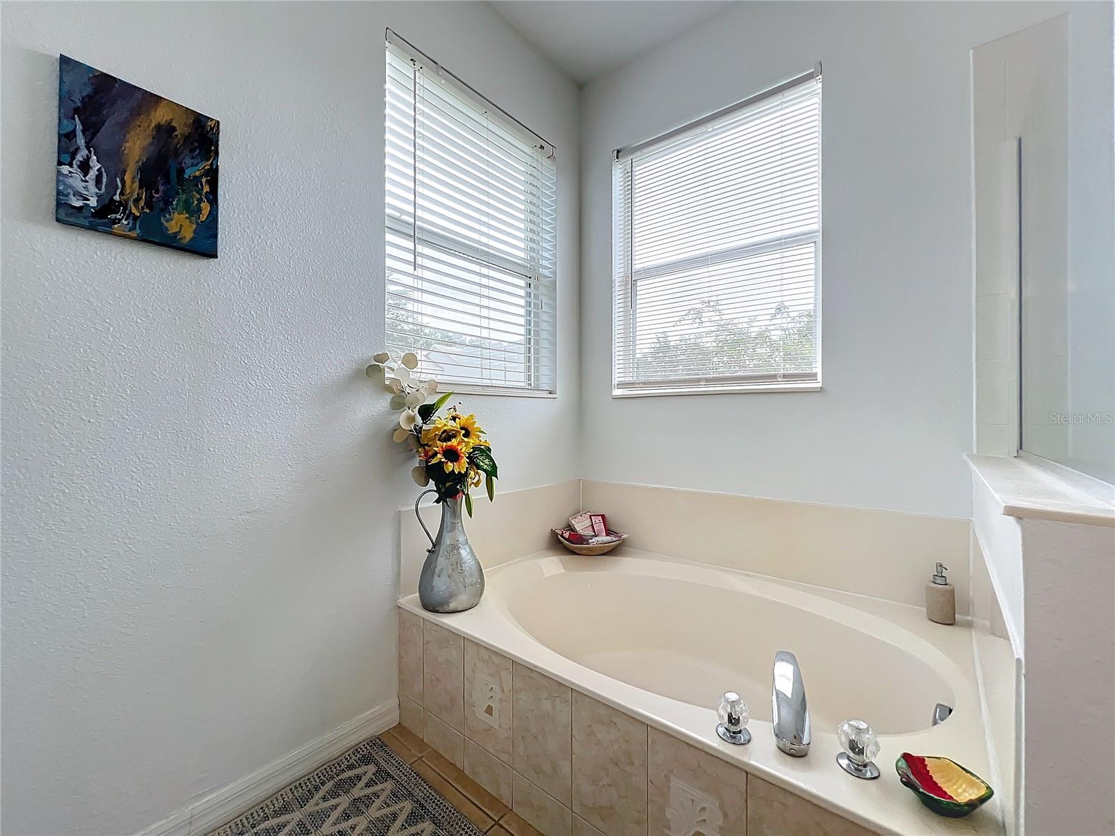 Image 58 of 73 For 4729 Spindletree Lane