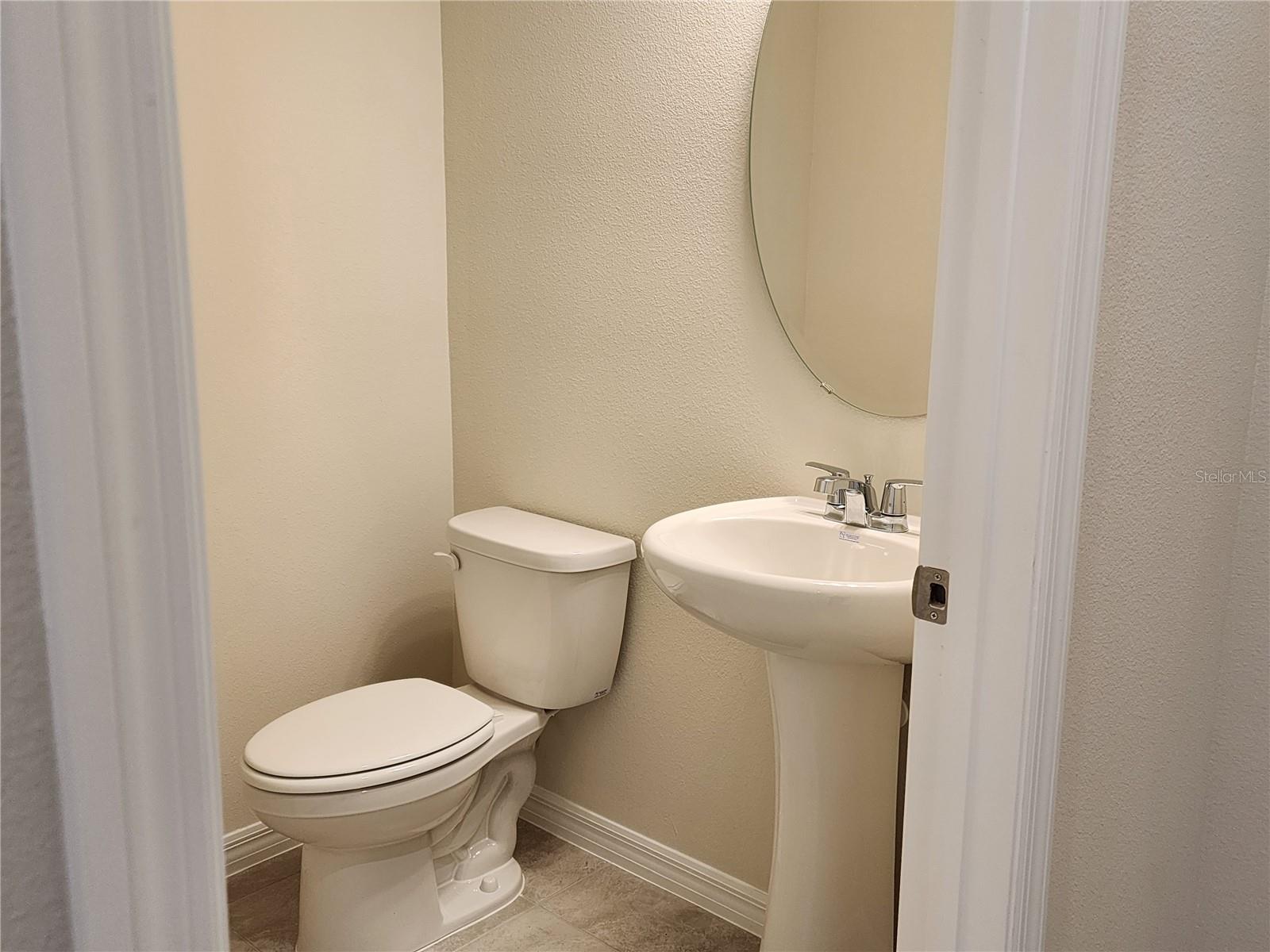 Image 11 of 24 For 16258 Merry Alley