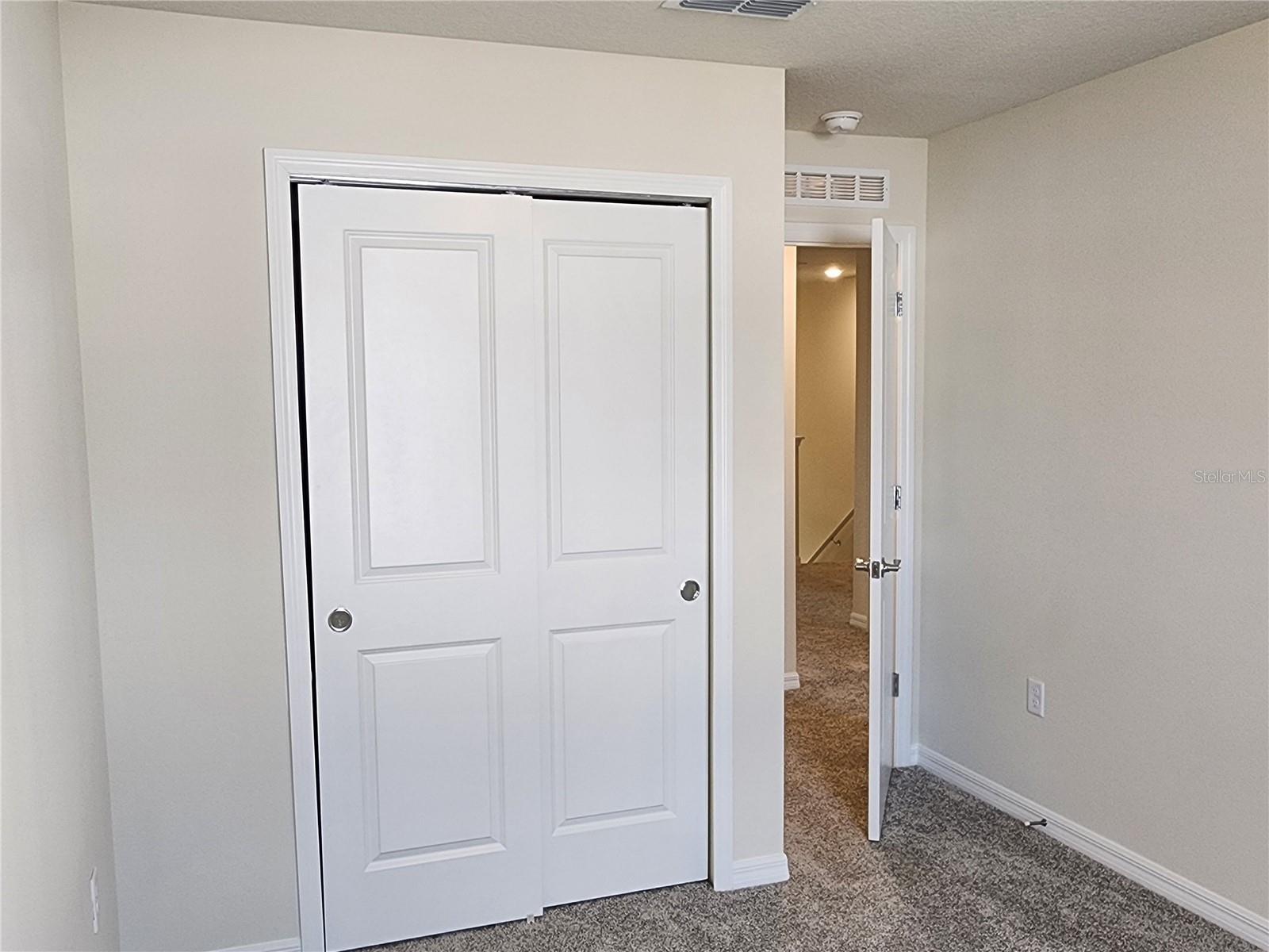 Image 18 of 24 For 16258 Merry Alley