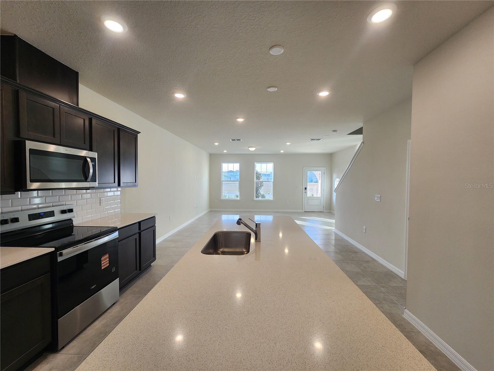 Image 8 of 24 For 16258 Merry Alley