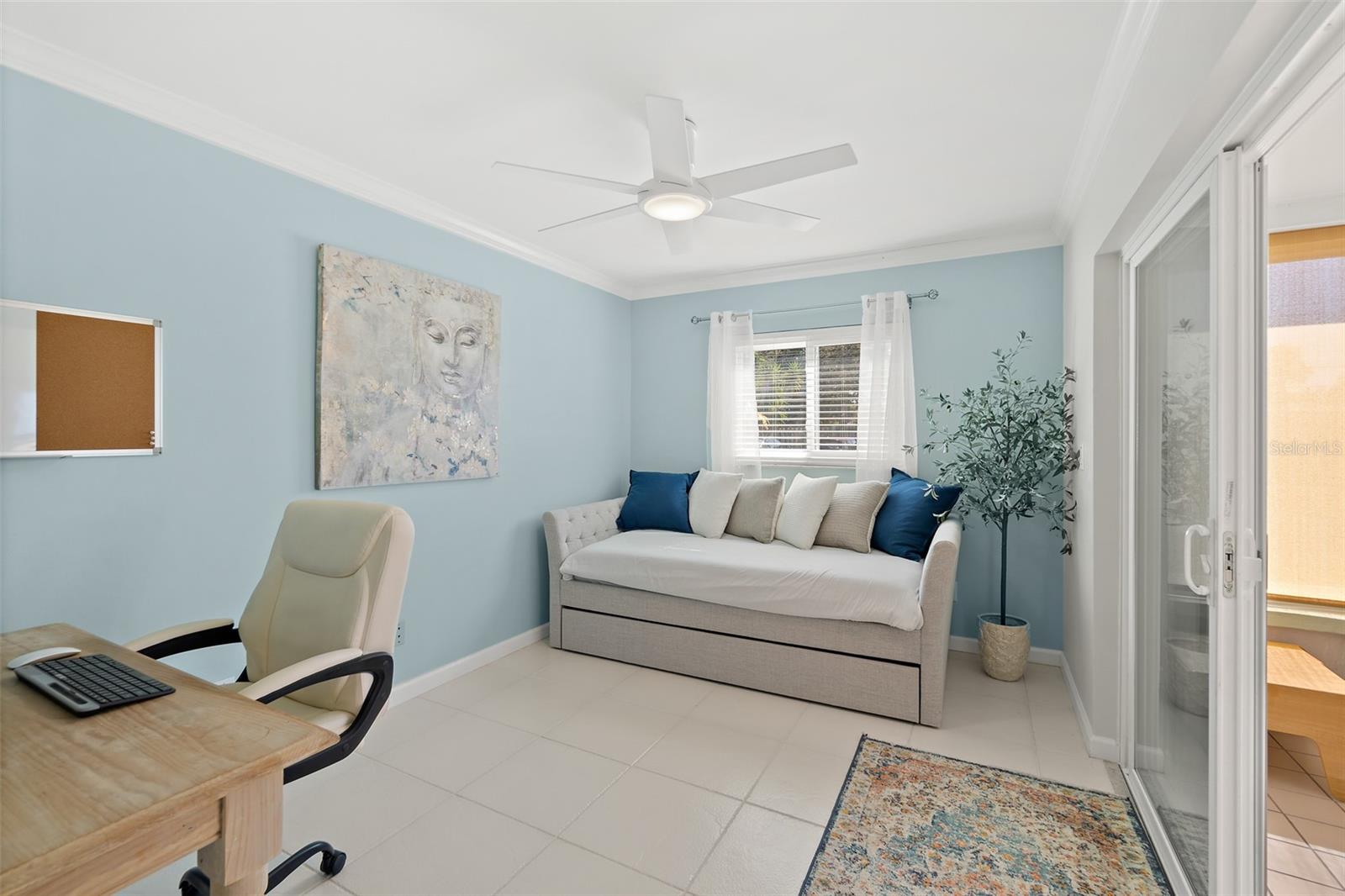 Image 11 of 43 For 118 Skyline Circle