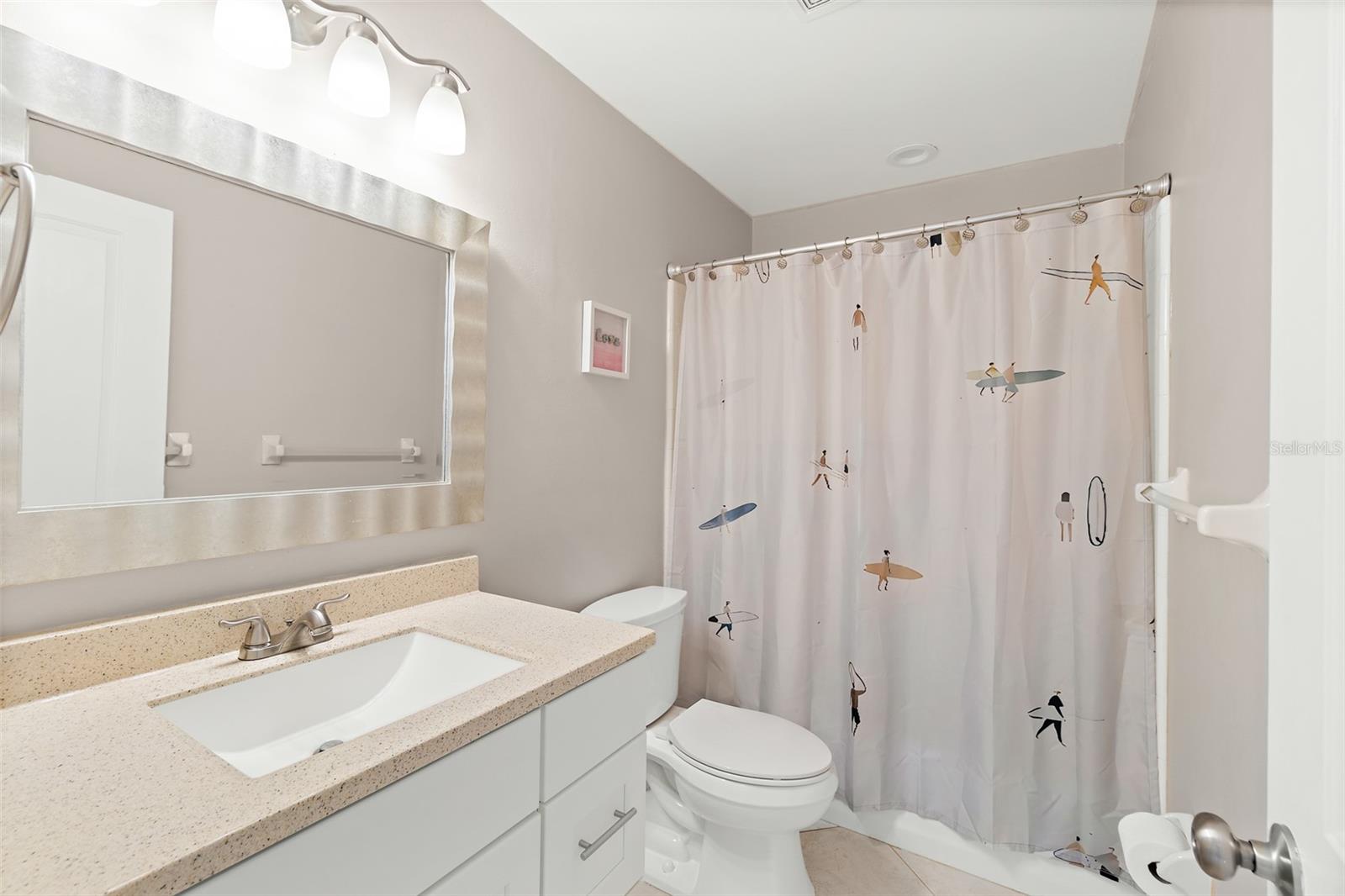 Image 17 of 43 For 118 Skyline Circle