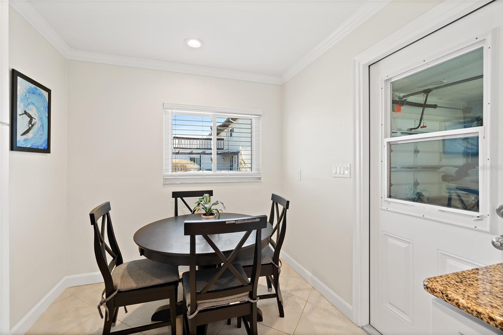 Image 30 of 43 For 118 Skyline Circle