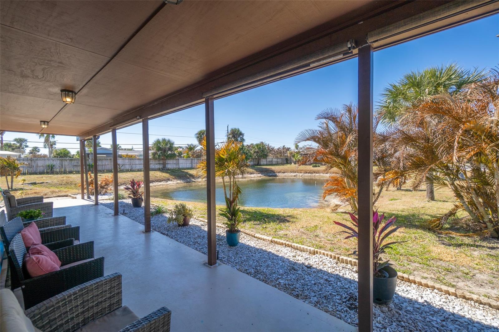 Image 35 of 43 For 118 Skyline Circle