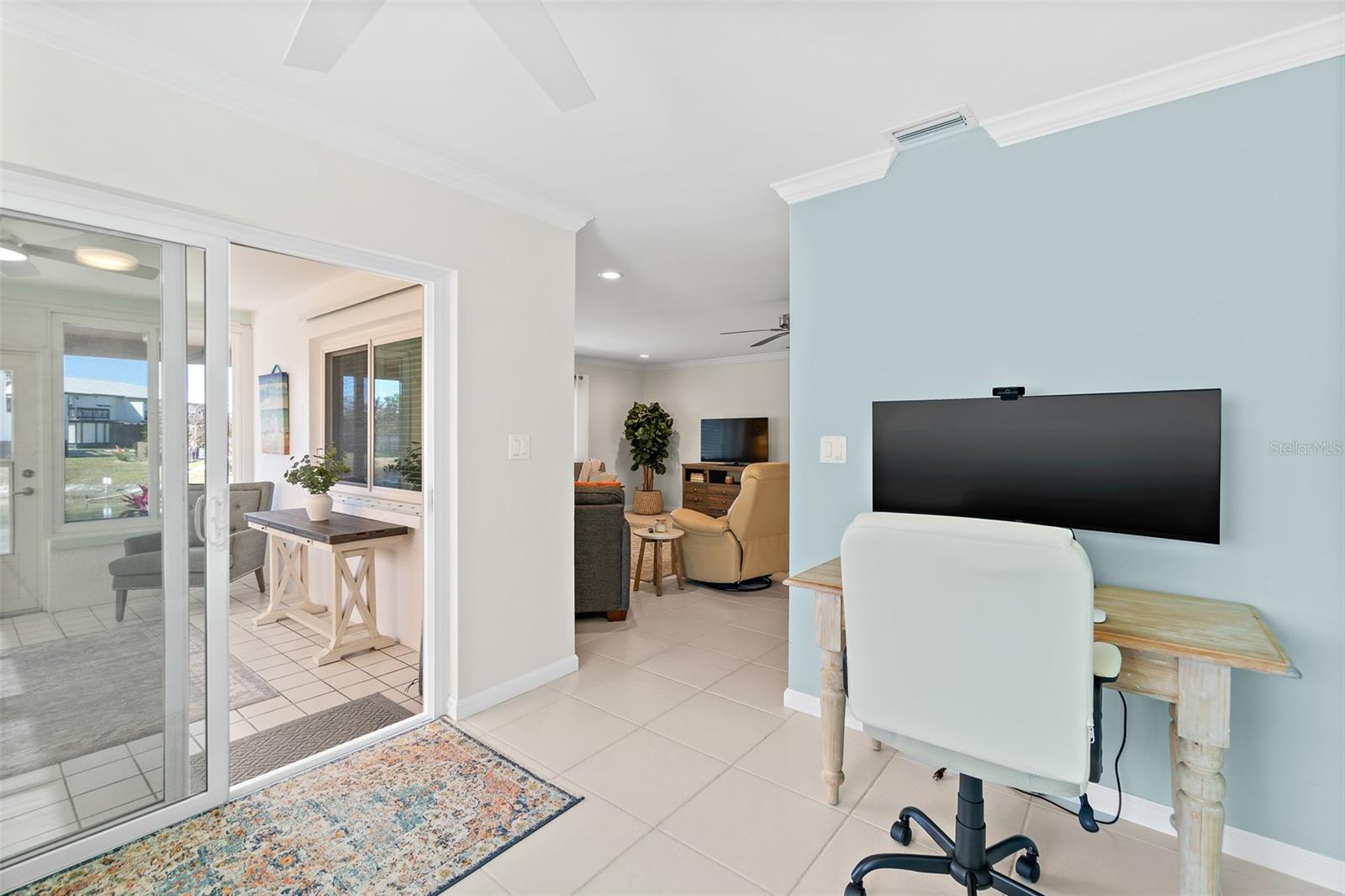 Image 40 of 43 For 118 Skyline Circle