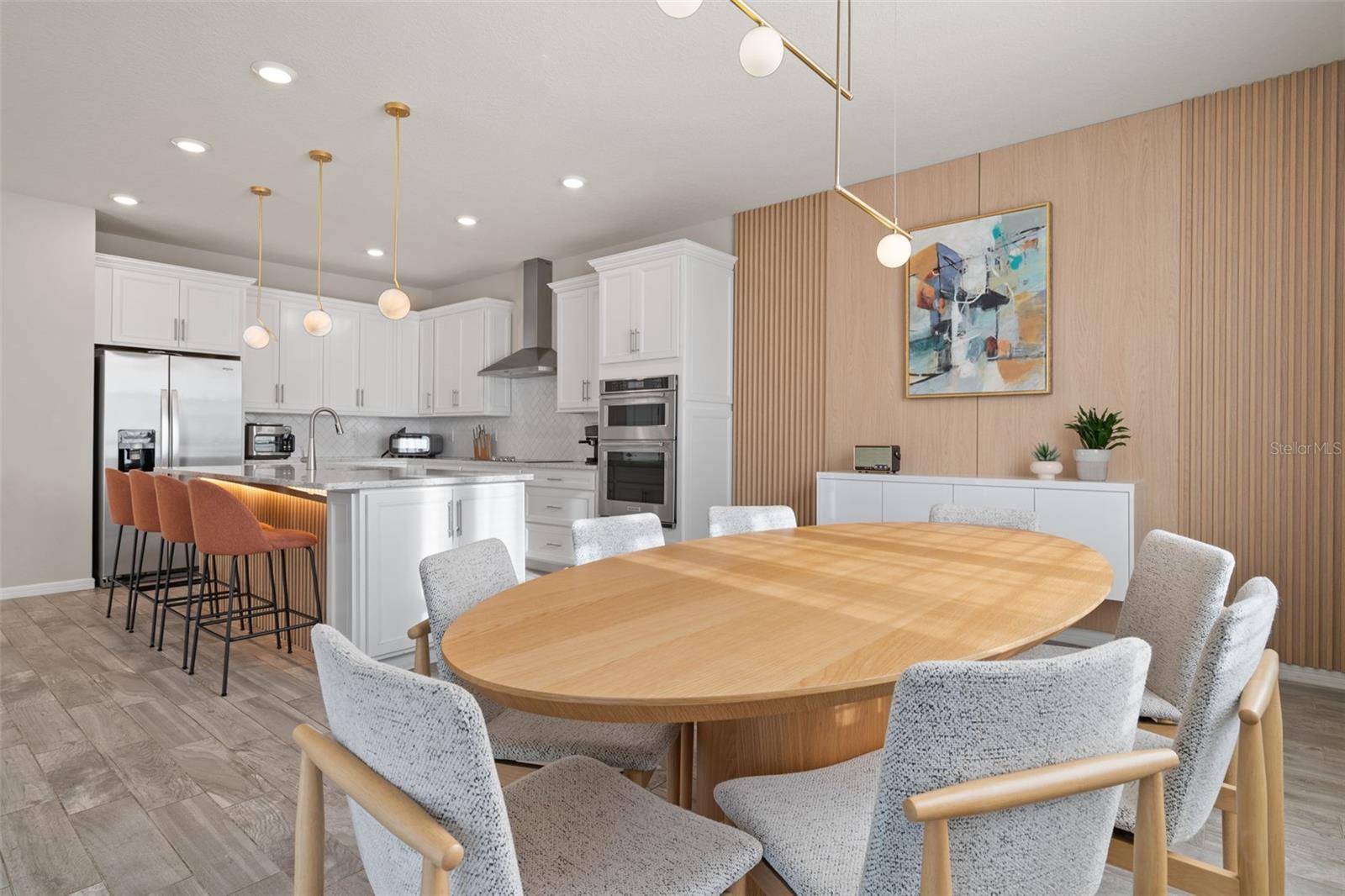 Image 19 of 51 For 2469 Southlawn Lane