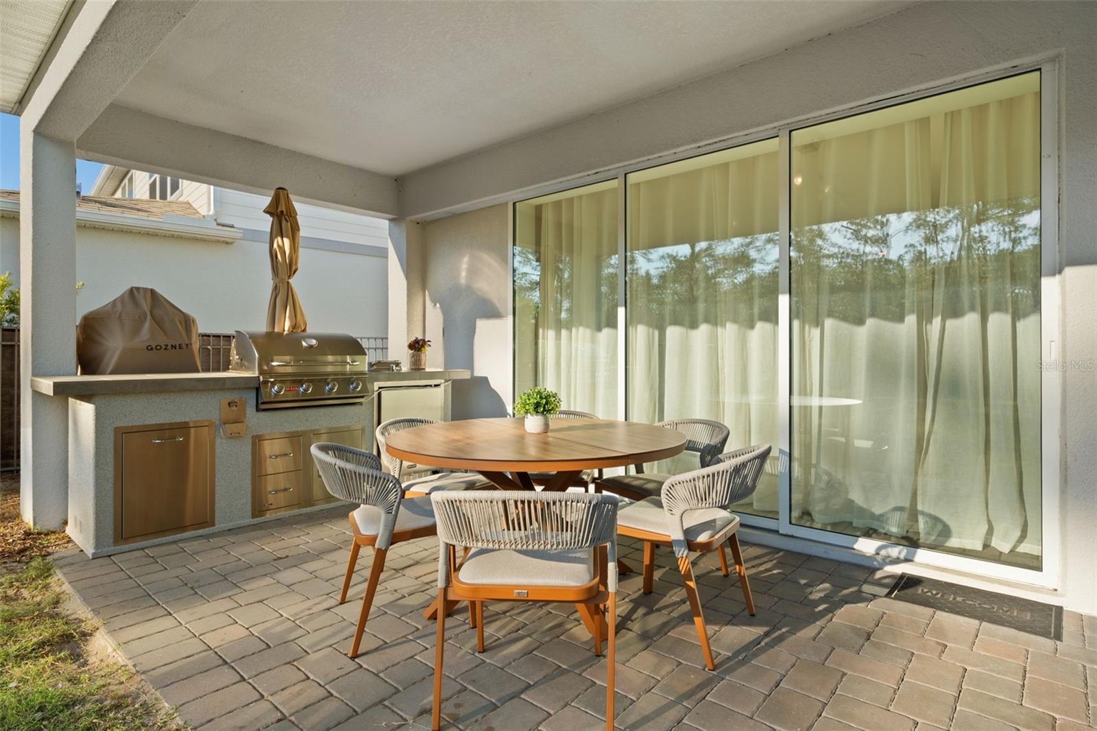 Image 24 of 51 For 2469 Southlawn Lane