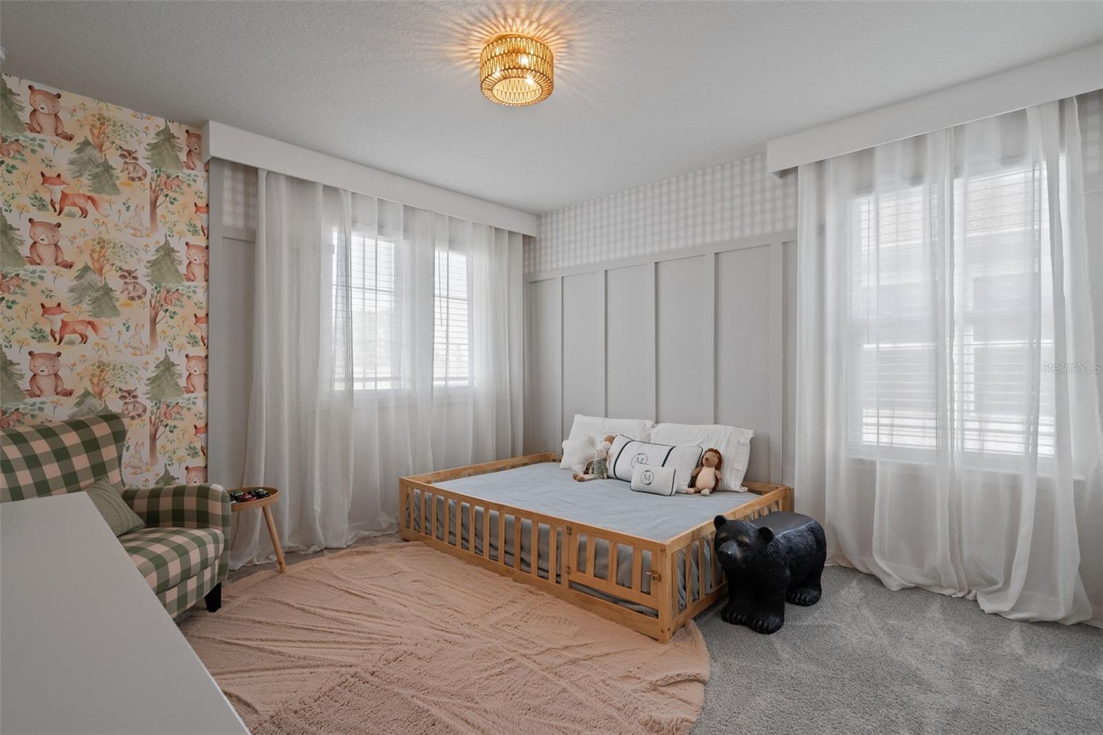 Image 33 of 51 For 2469 Southlawn Lane