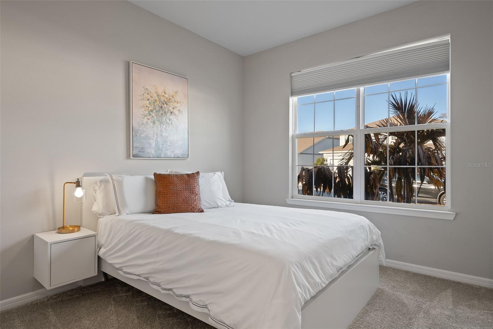 Image 4 of 51 For 2469 Southlawn Lane