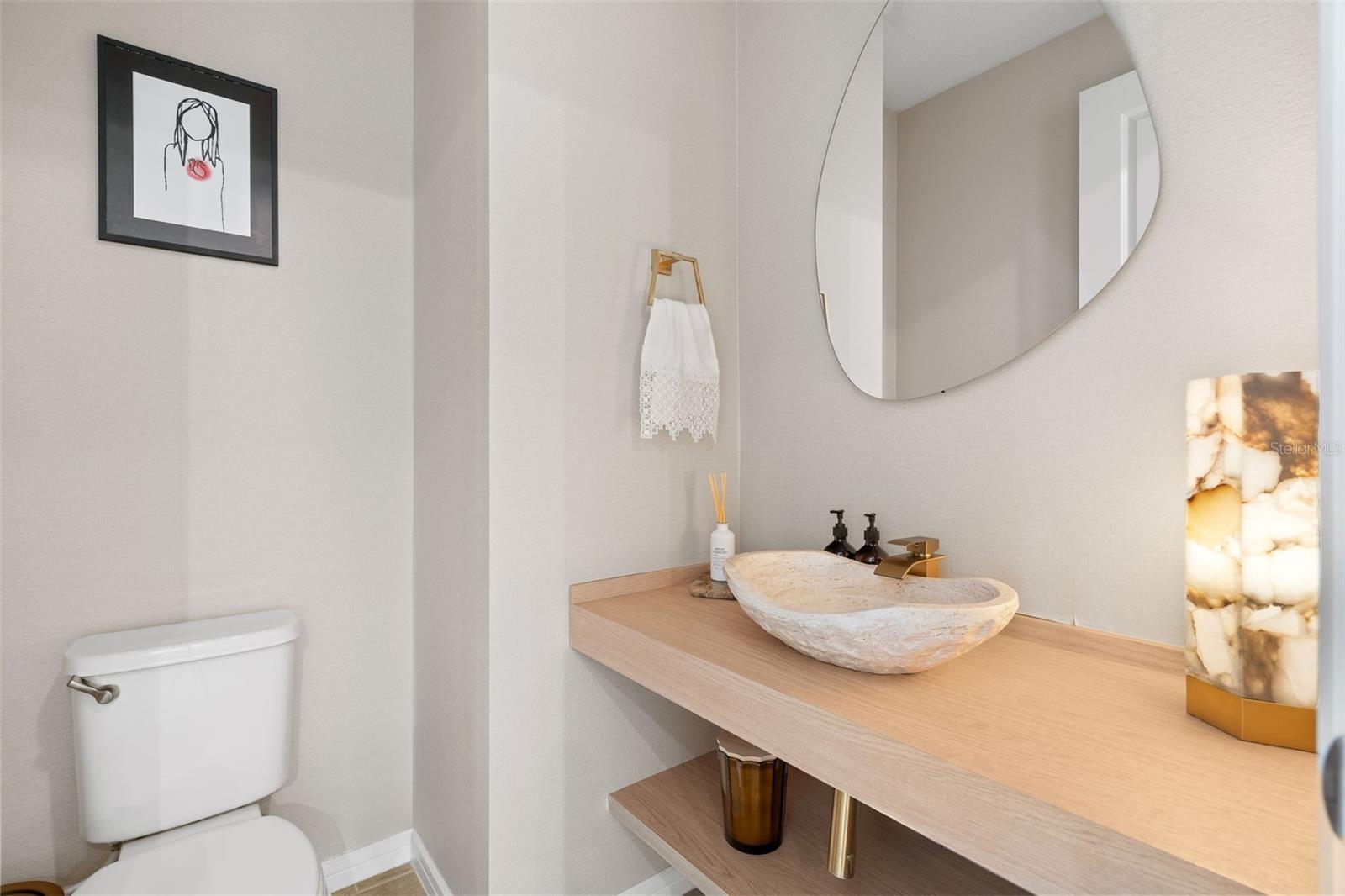 Image 9 of 51 For 2469 Southlawn Lane