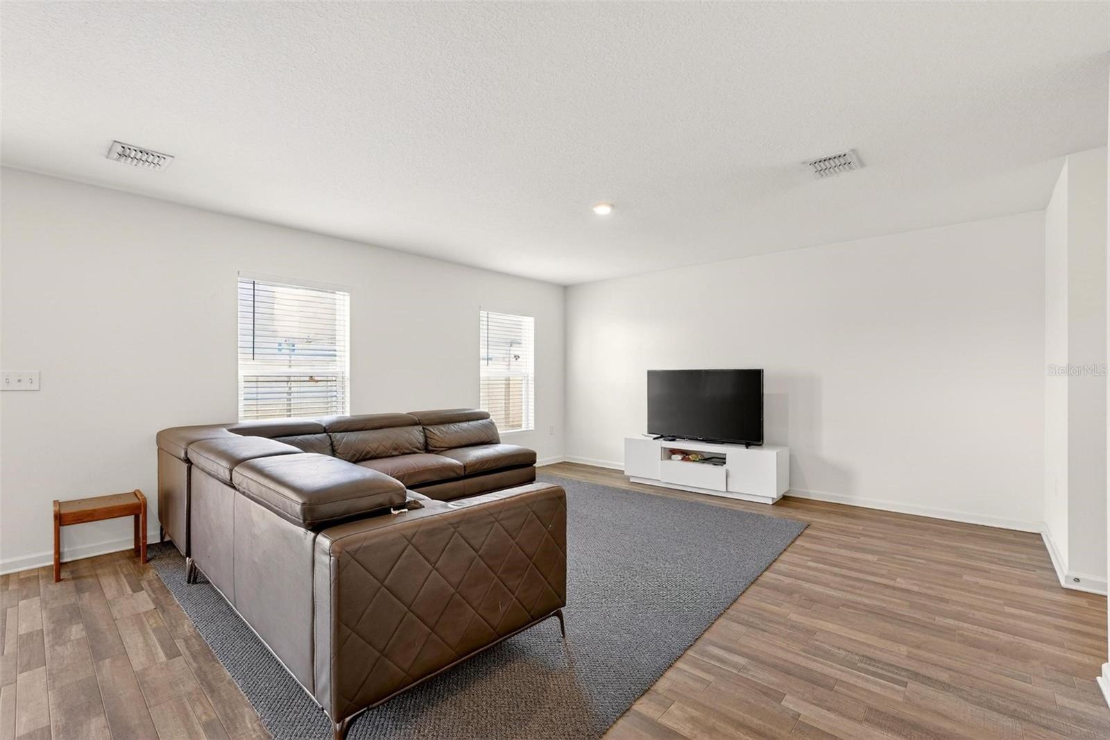 Image 10 of 44 For 1665 Minnesota Road