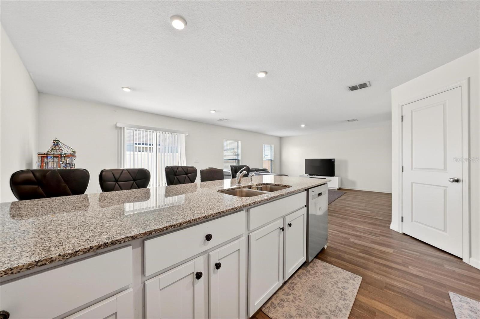 Image 13 of 44 For 1665 Minnesota Road