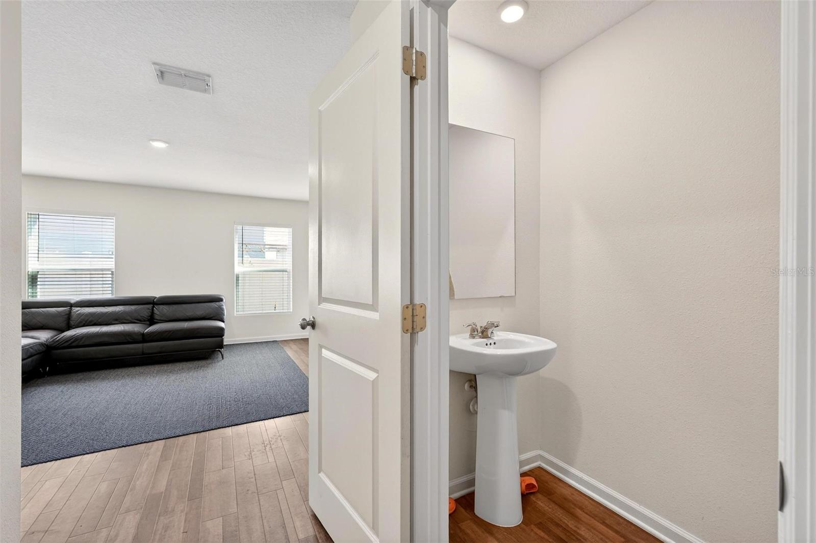 Image 32 of 44 For 1665 Minnesota Road