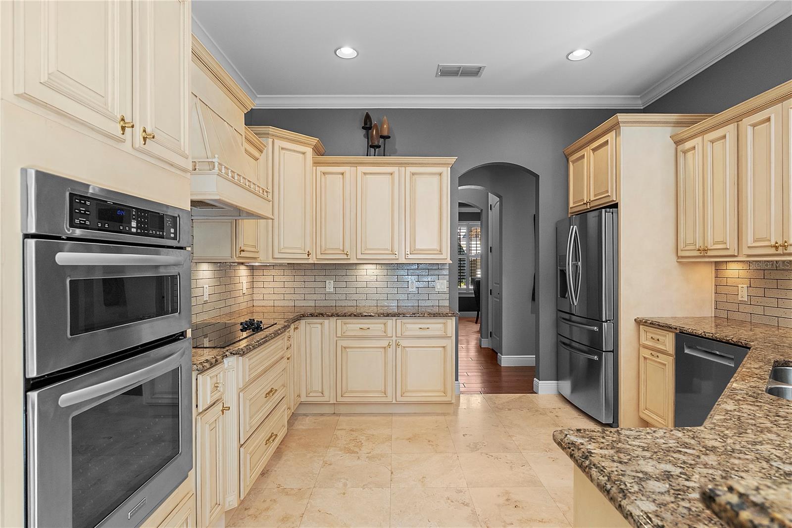 Image 21 of 52 For 438 Harbour Oaks Pointe Drive