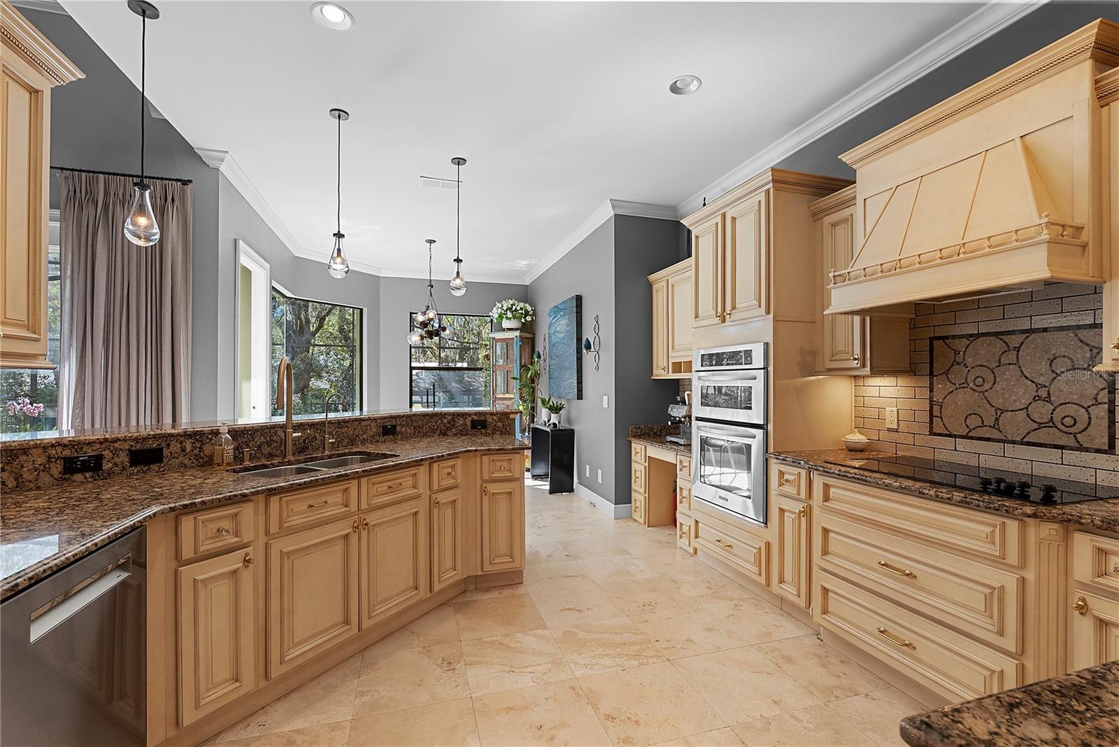 Image 25 of 52 For 438 Harbour Oaks Pointe Drive