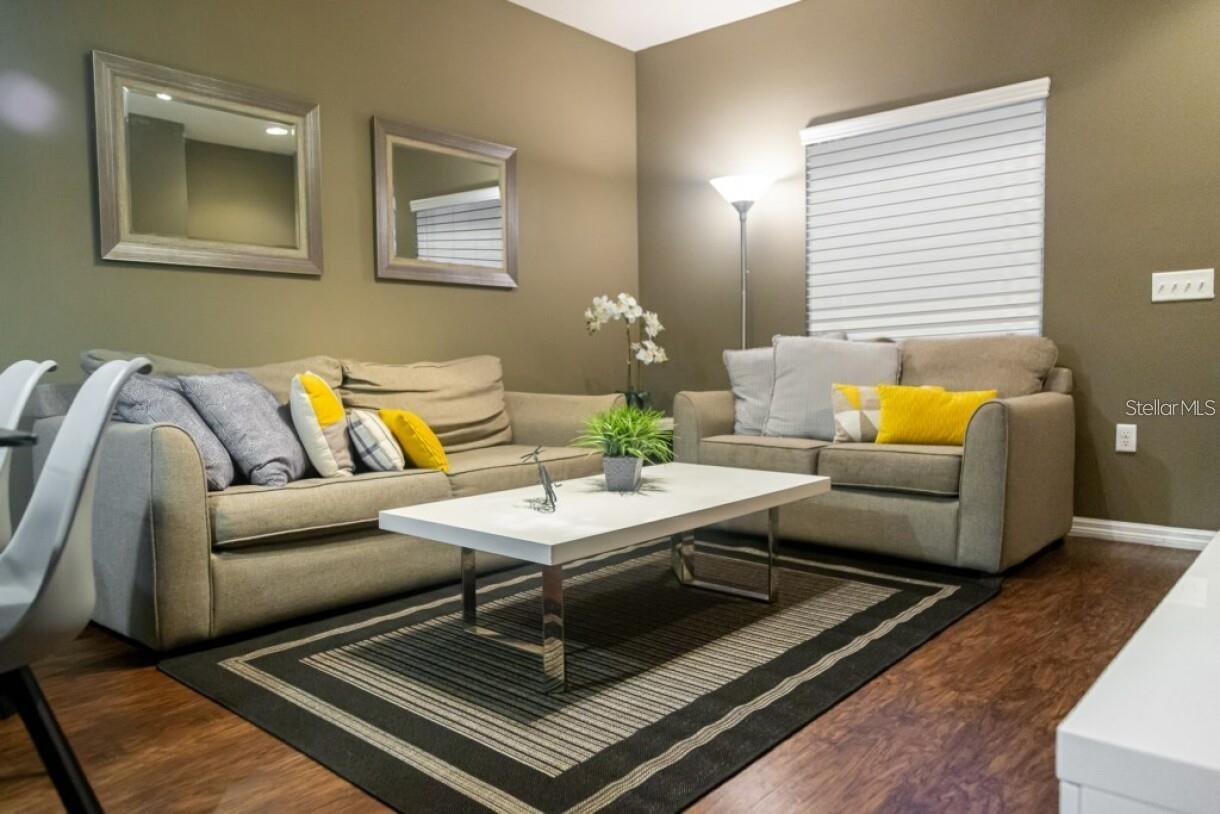 Image 5 of 38 For 3211 Gold Lane