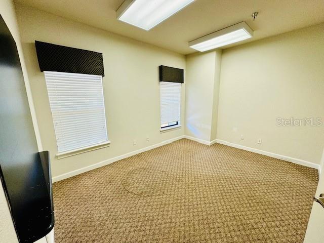 Image 7 of 12 For 1100 Town Plaza Court 2010-f