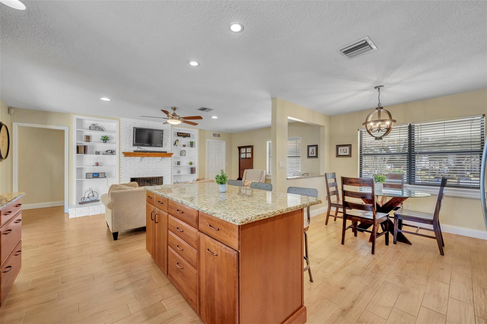 Image 11 of 49 For 781 Goldwater Court