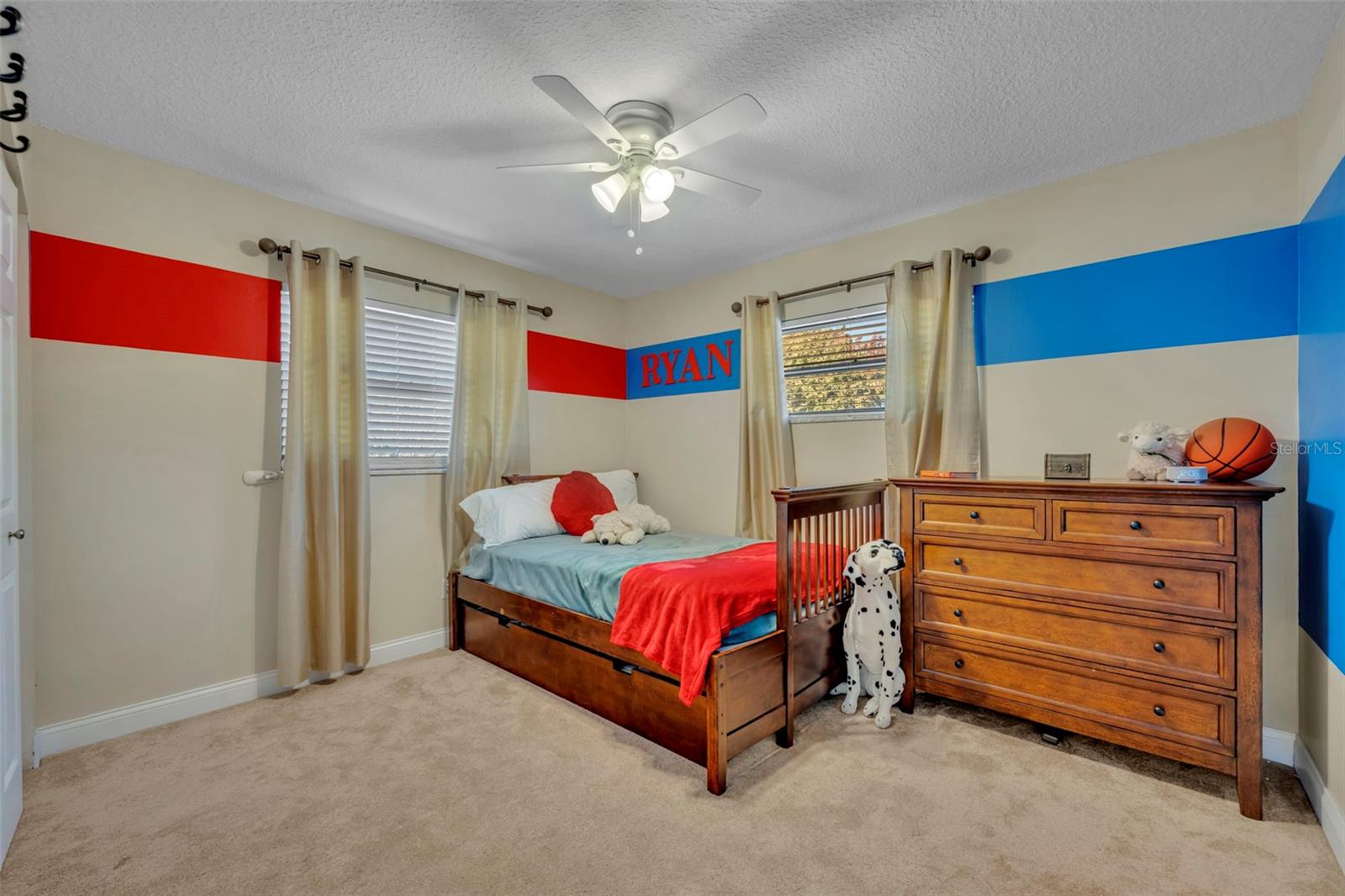 Image 27 of 49 For 781 Goldwater Court