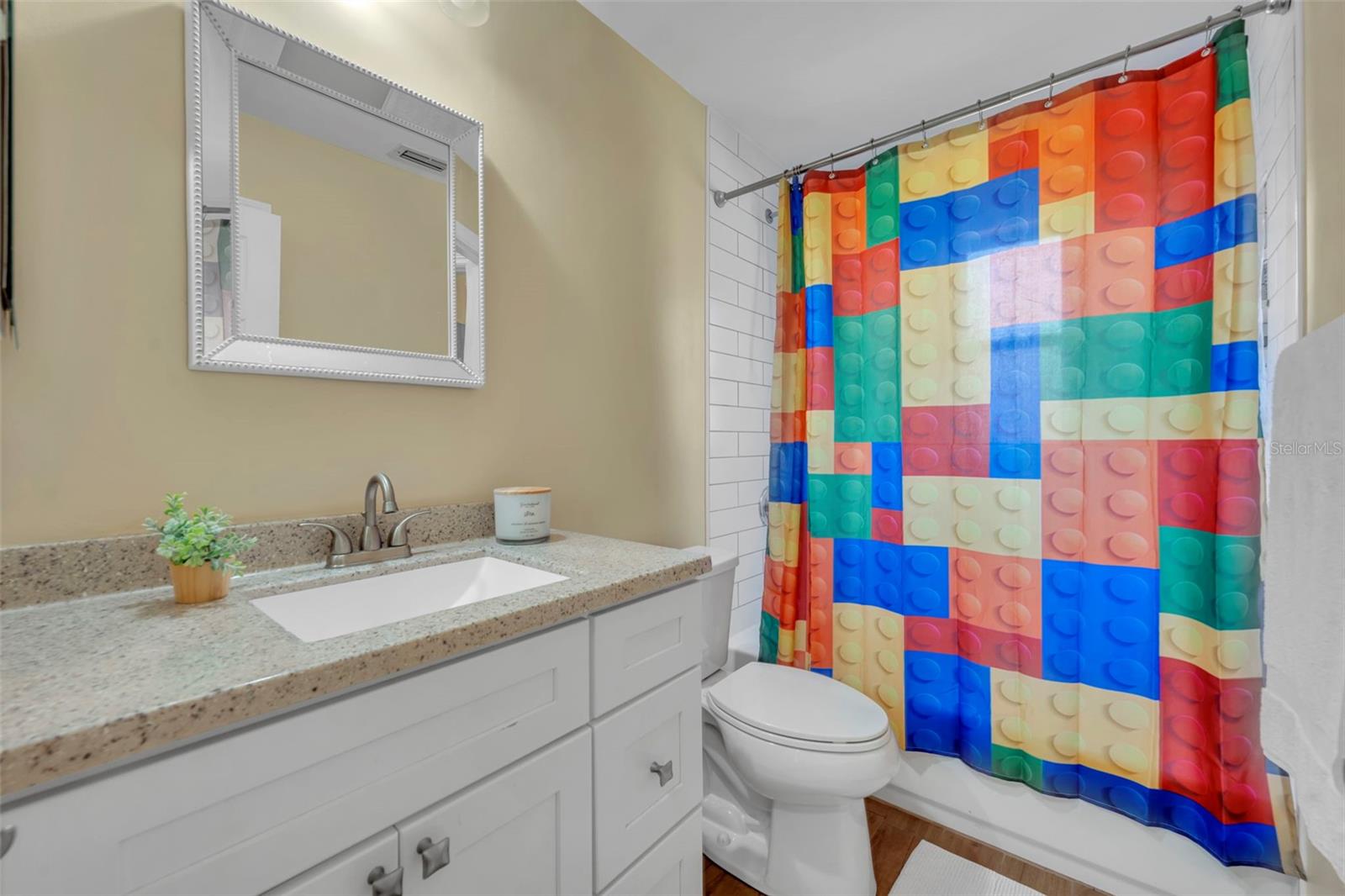 Image 29 of 49 For 781 Goldwater Court