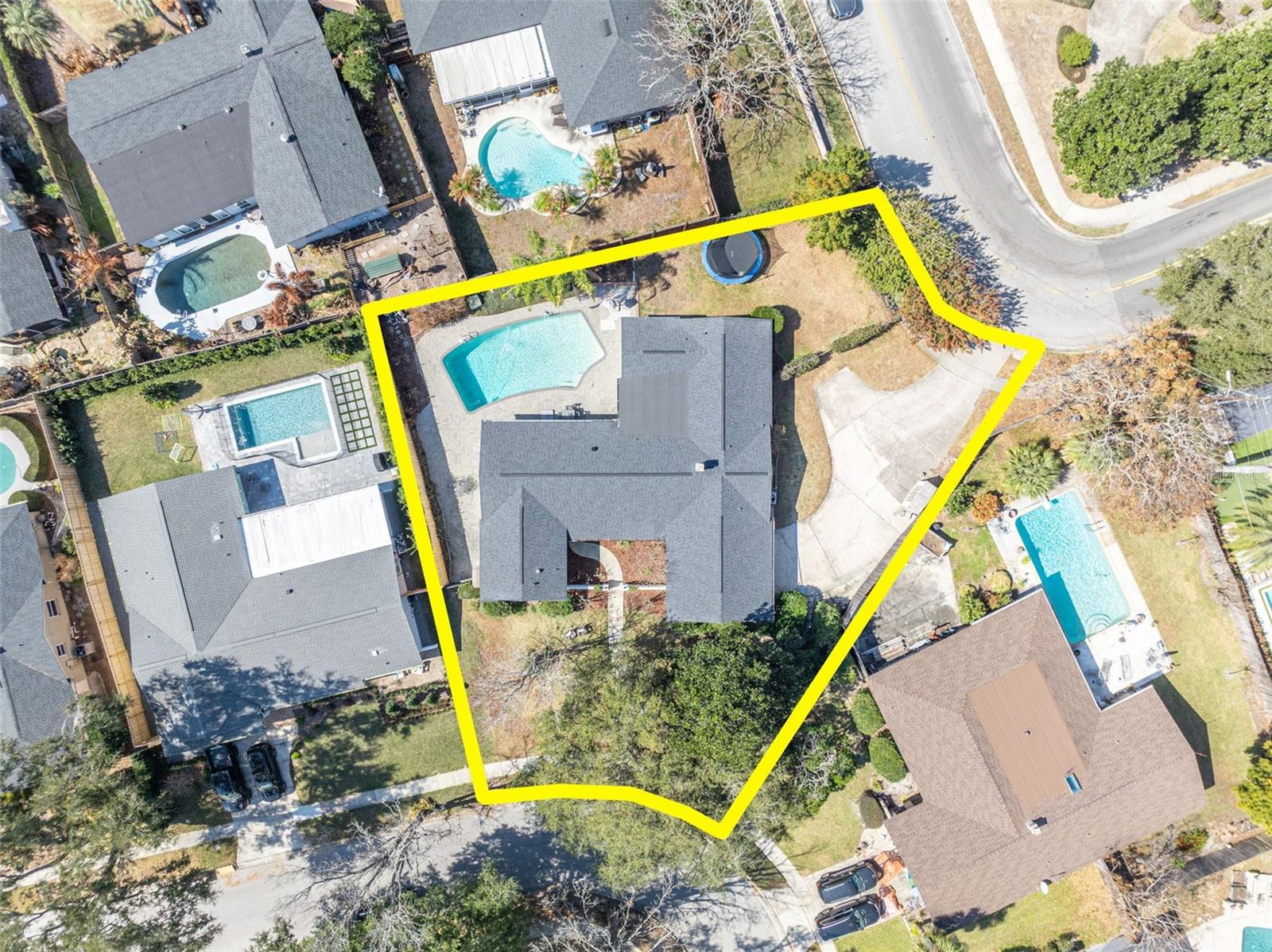 Image 38 of 49 For 781 Goldwater Court