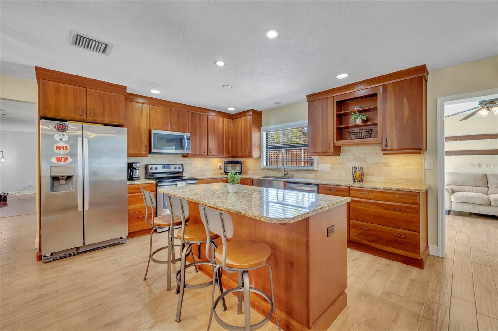 Image 7 of 49 For 781 Goldwater Court