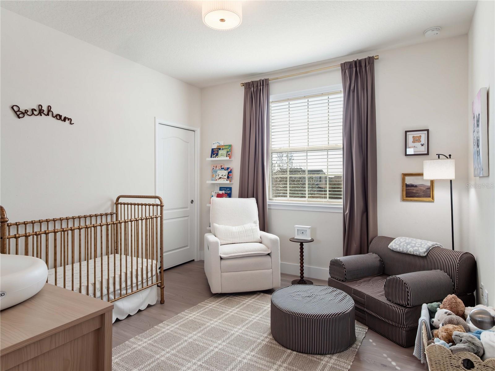 Image 22 of 31 For 10436 Siddington Drive