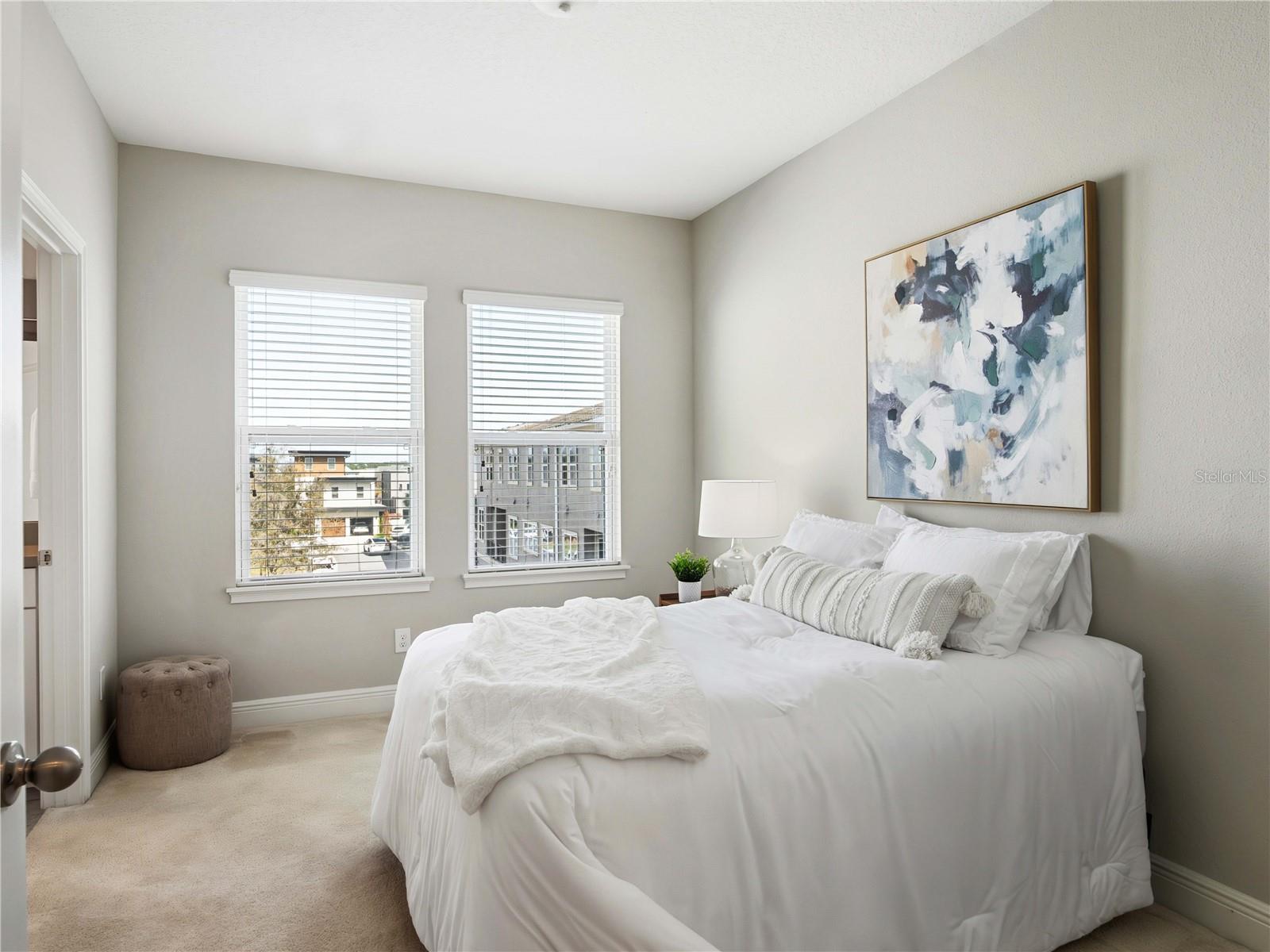 Image 17 of 31 For 13519 Heaney Avenue