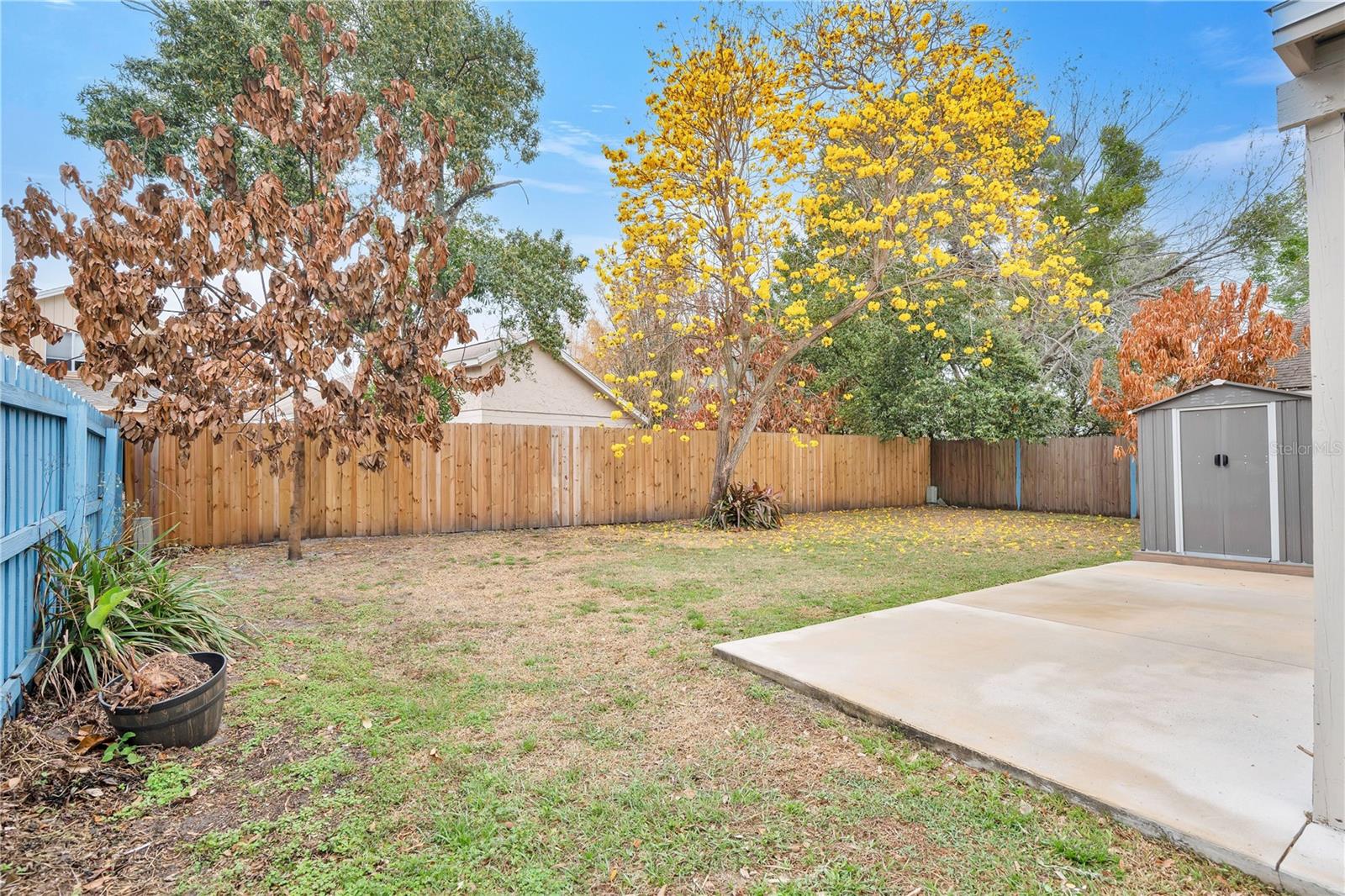 Image 26 of 34 For 682 Ascot Circle