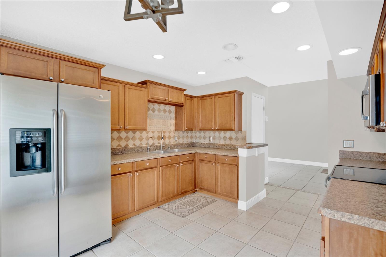 Image 8 of 34 For 682 Ascot Circle