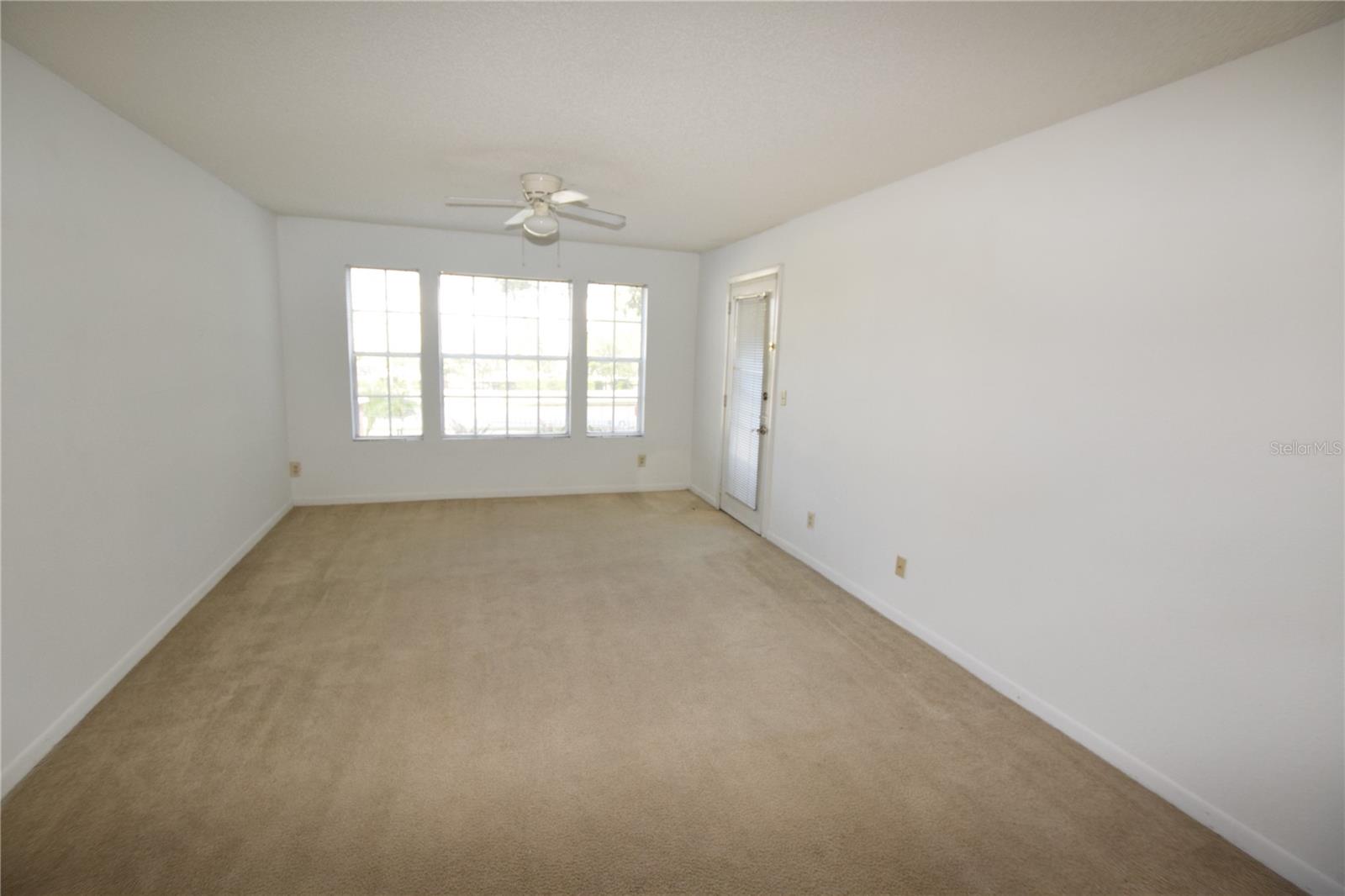 Image 8 of 26 For 11594 Westwood Boulevard 1624