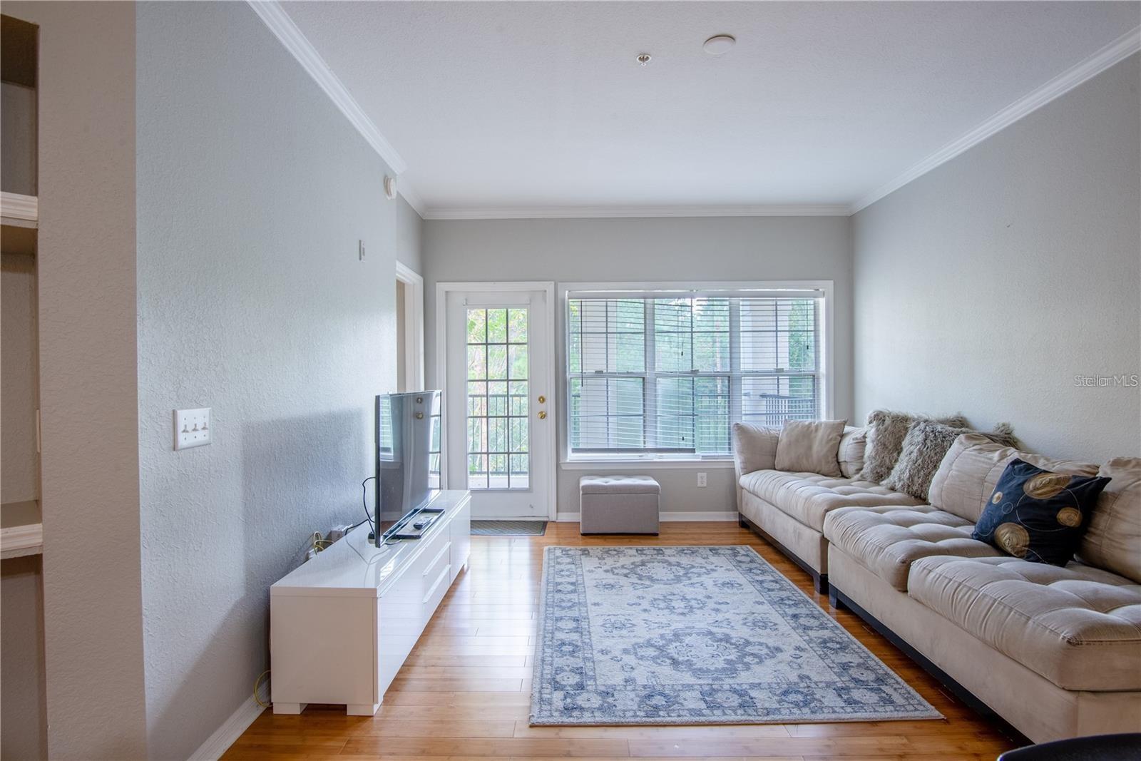 Image 5 of 22 For 3611 Conroy Road 834