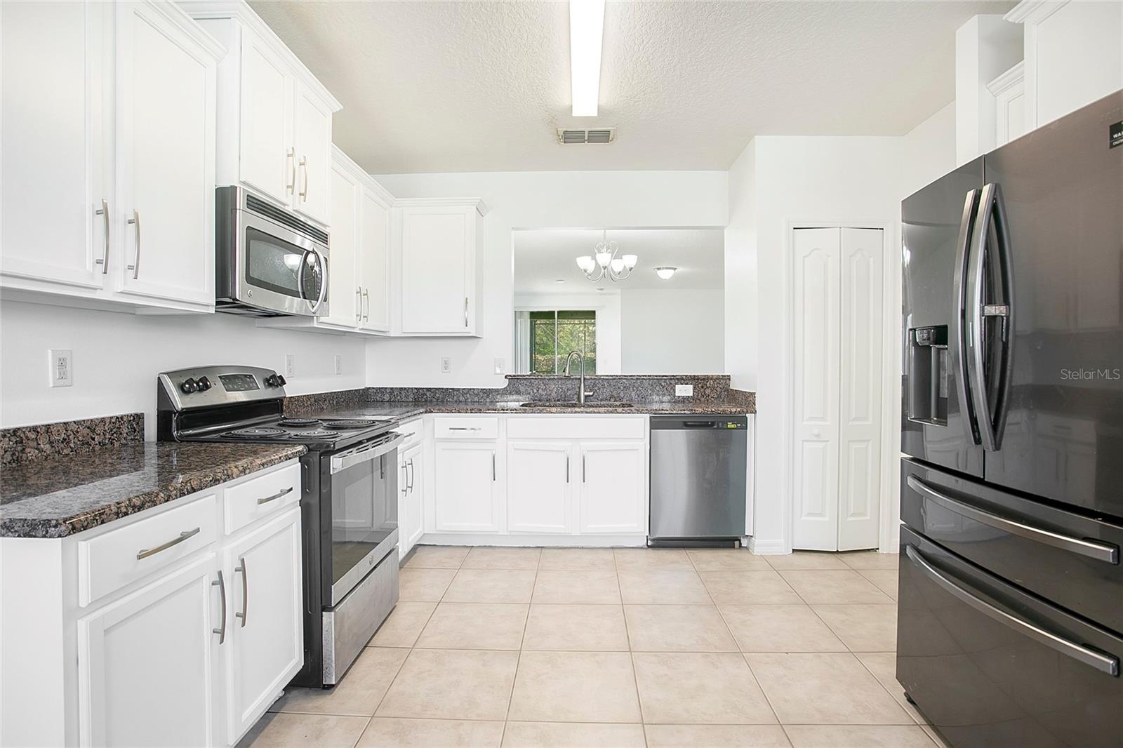 Image 6 of 22 For 7806 Tanbier Drive