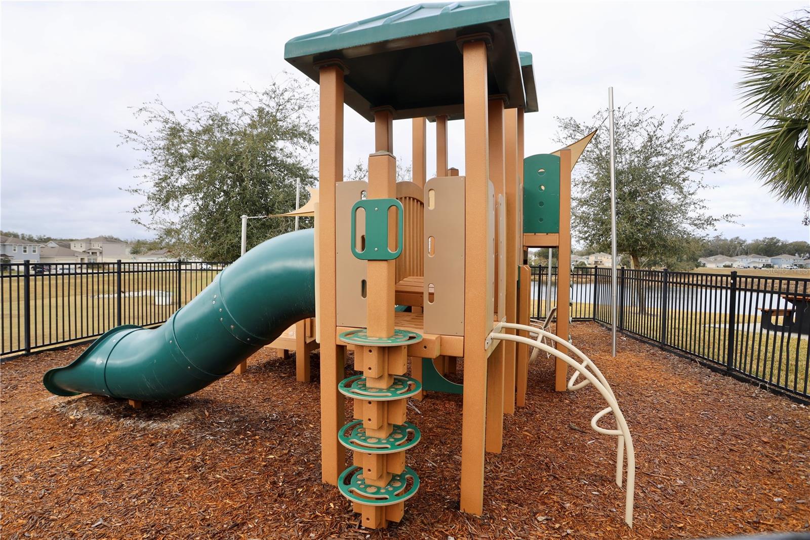 Image 34 of 40 For 3332 Logan Berry Drive