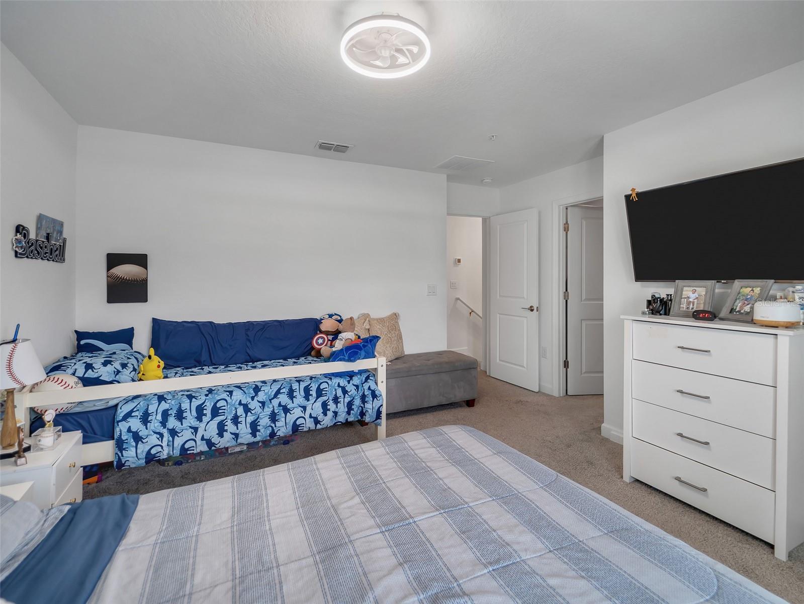 Image 14 of 39 For 11961 Boldface Drive