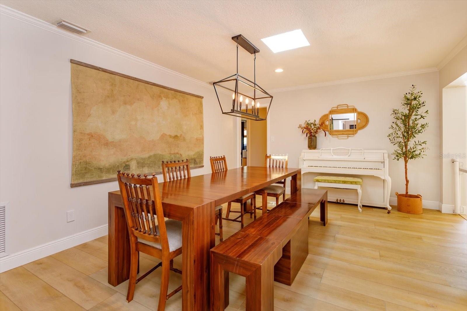 Image 13 of 55 For 2681 Fitzhugh Road