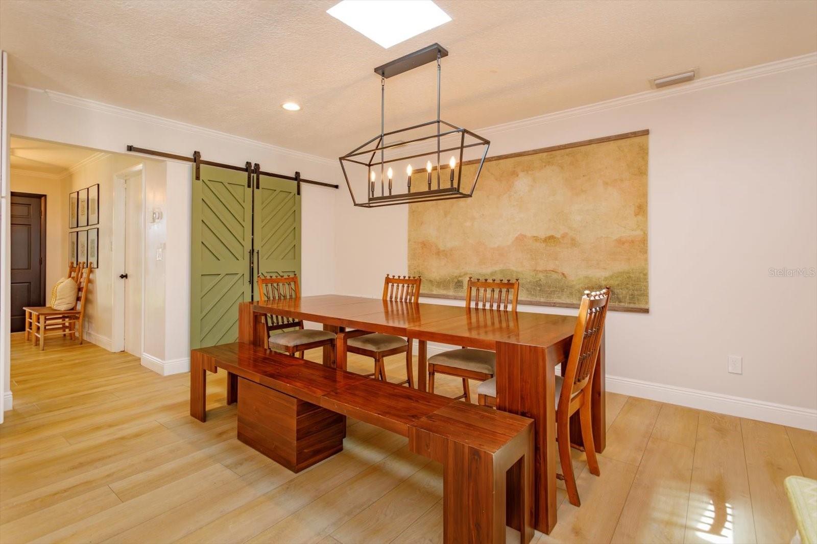 Image 15 of 55 For 2681 Fitzhugh Road