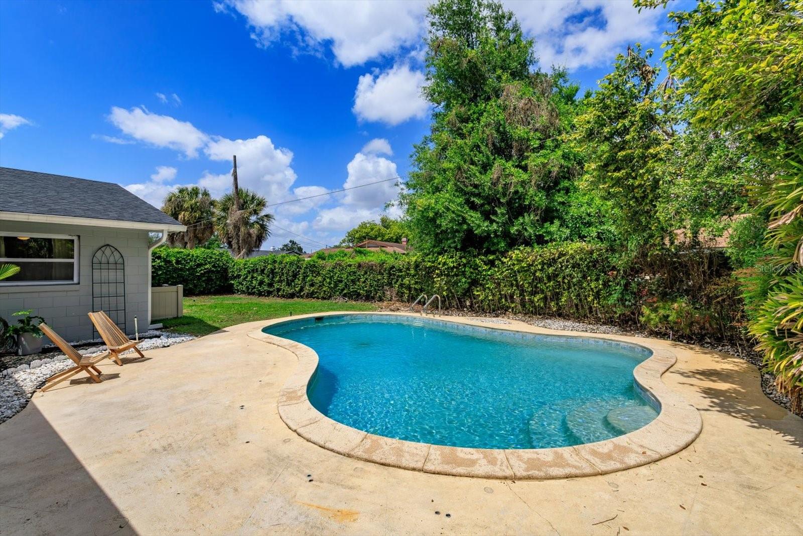 Image 32 of 55 For 2681 Fitzhugh Road