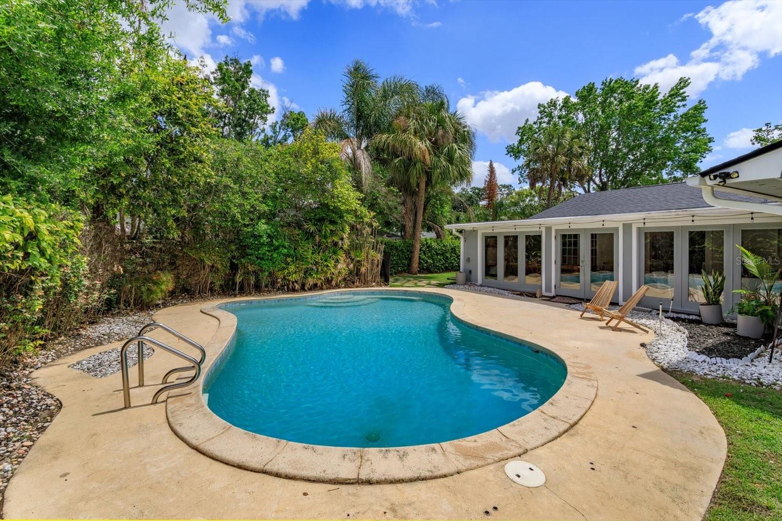 Image 33 of 55 For 2681 Fitzhugh Road