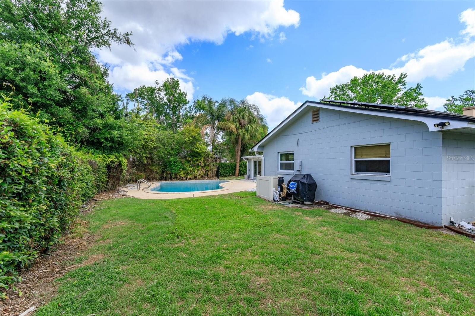 Image 36 of 55 For 2681 Fitzhugh Road