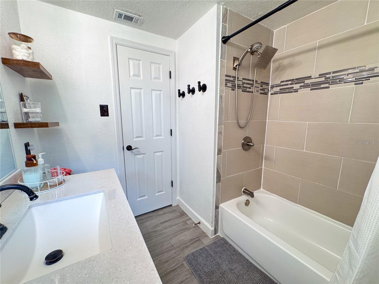 Image 21 of 29 For 9616 Pine Ridge Avenue