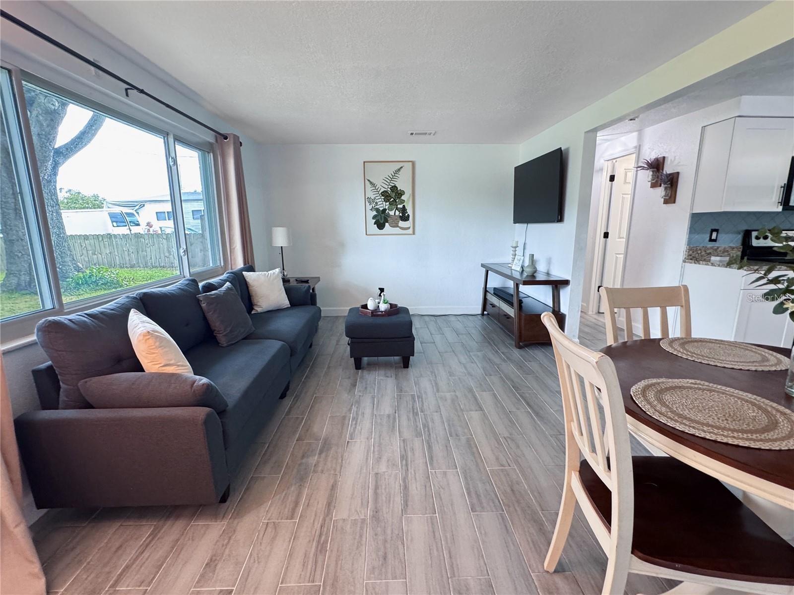 Image 3 of 29 For 9616 Pine Ridge Avenue