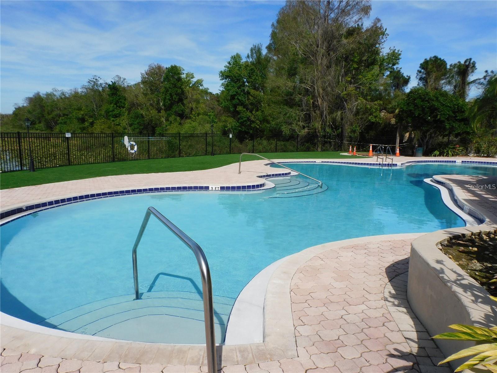 Image 14 of 30 For 236 Afton Square 305