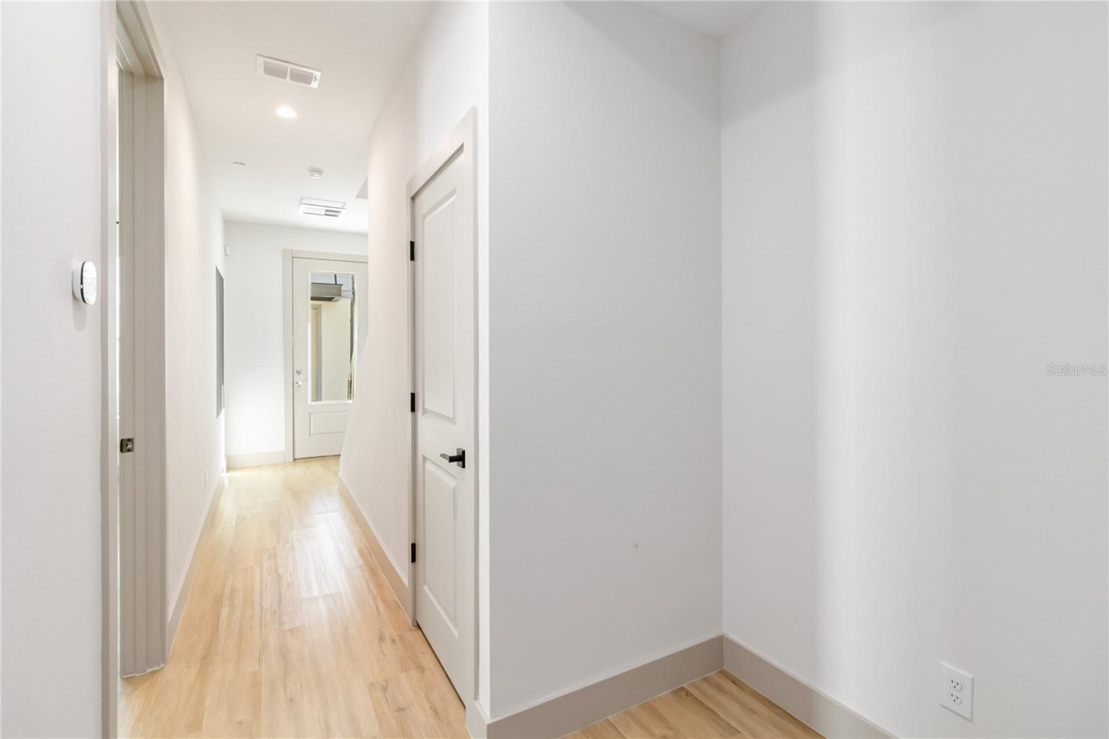 Image 16 of 51 For 12717 Hershko Alley